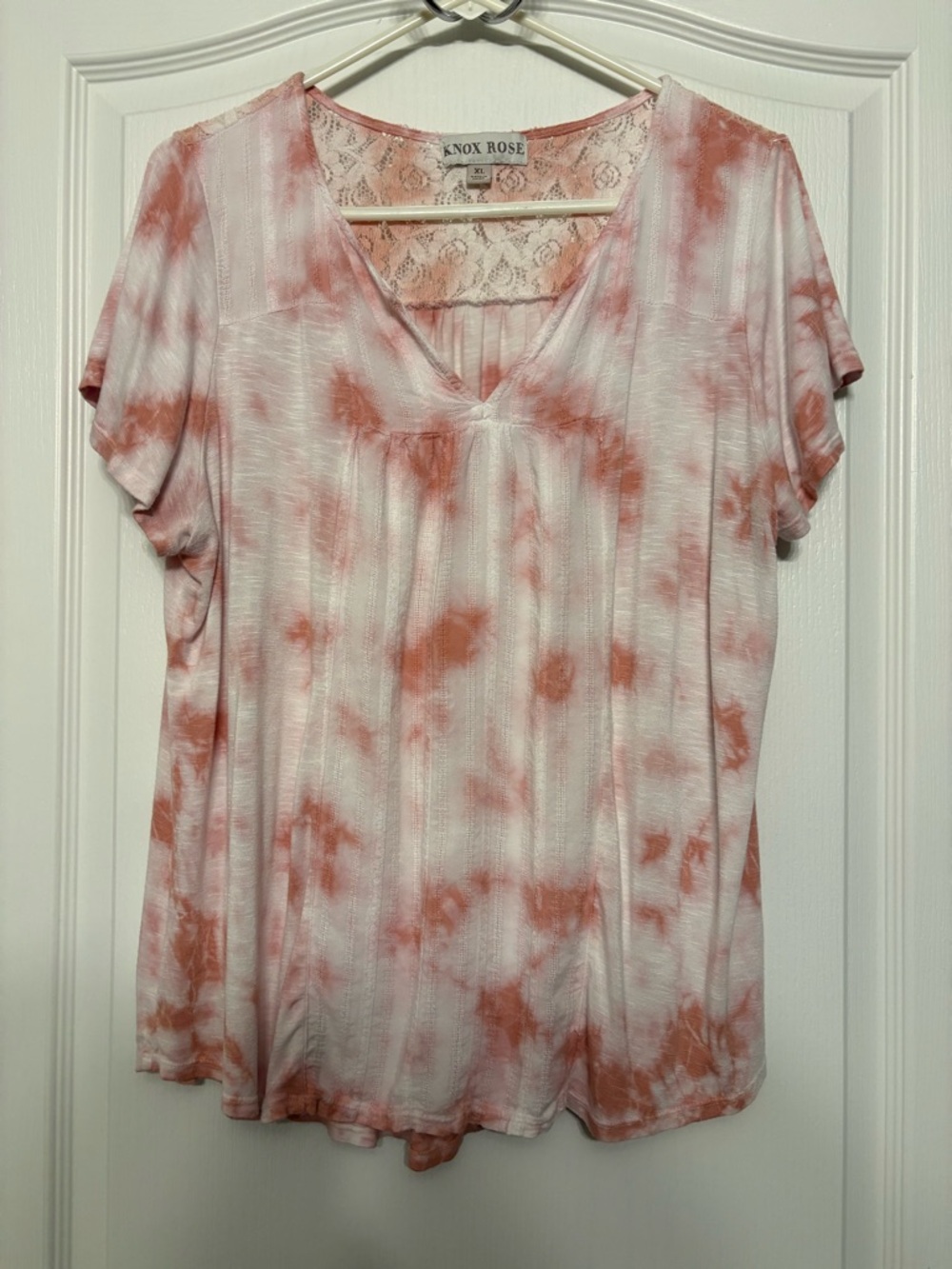 Knox Rose Coral Pink Tie-Dye V-Neck Short Sleeve Top